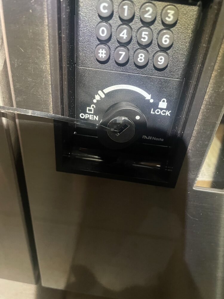 ナスタ　宅配ボックス　鍵開け