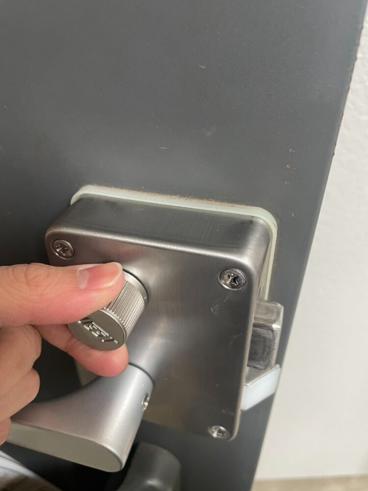 アクト錠 丸いサムターン