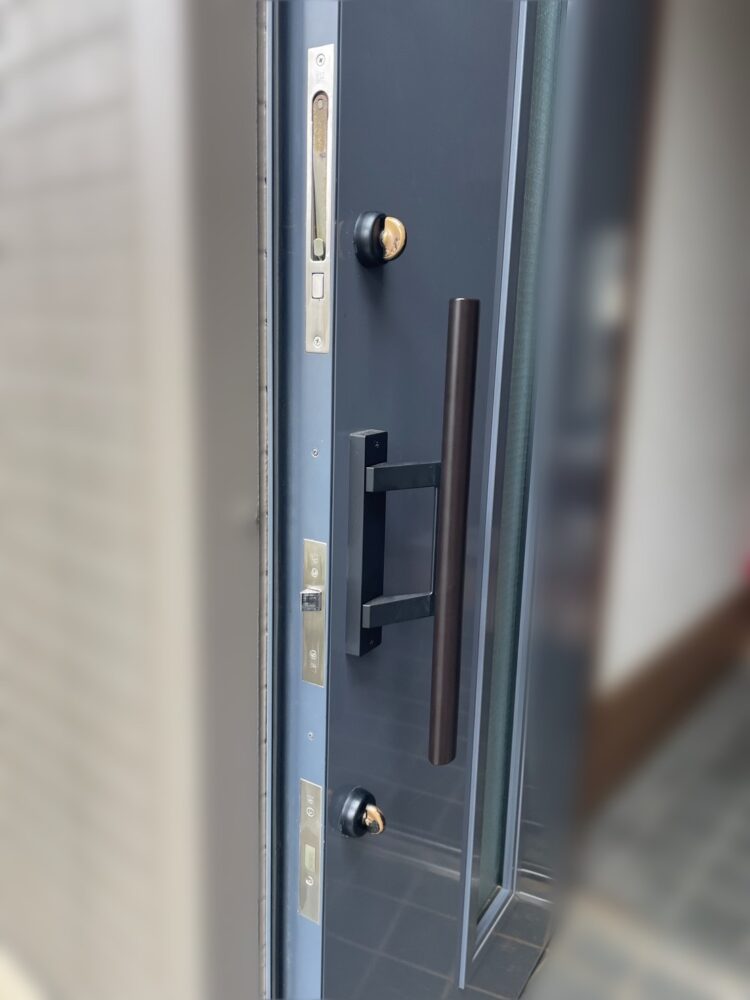 ミサワホーム　玄関ドア　WESTシリンダー