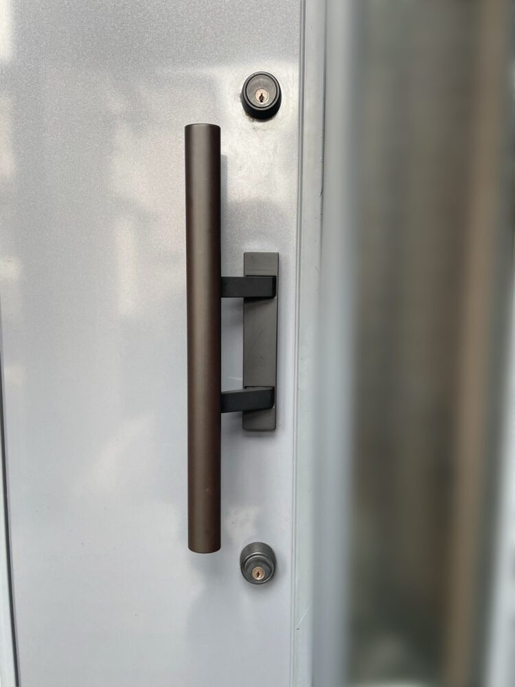 ミサワホーム　玄関ドア　外観