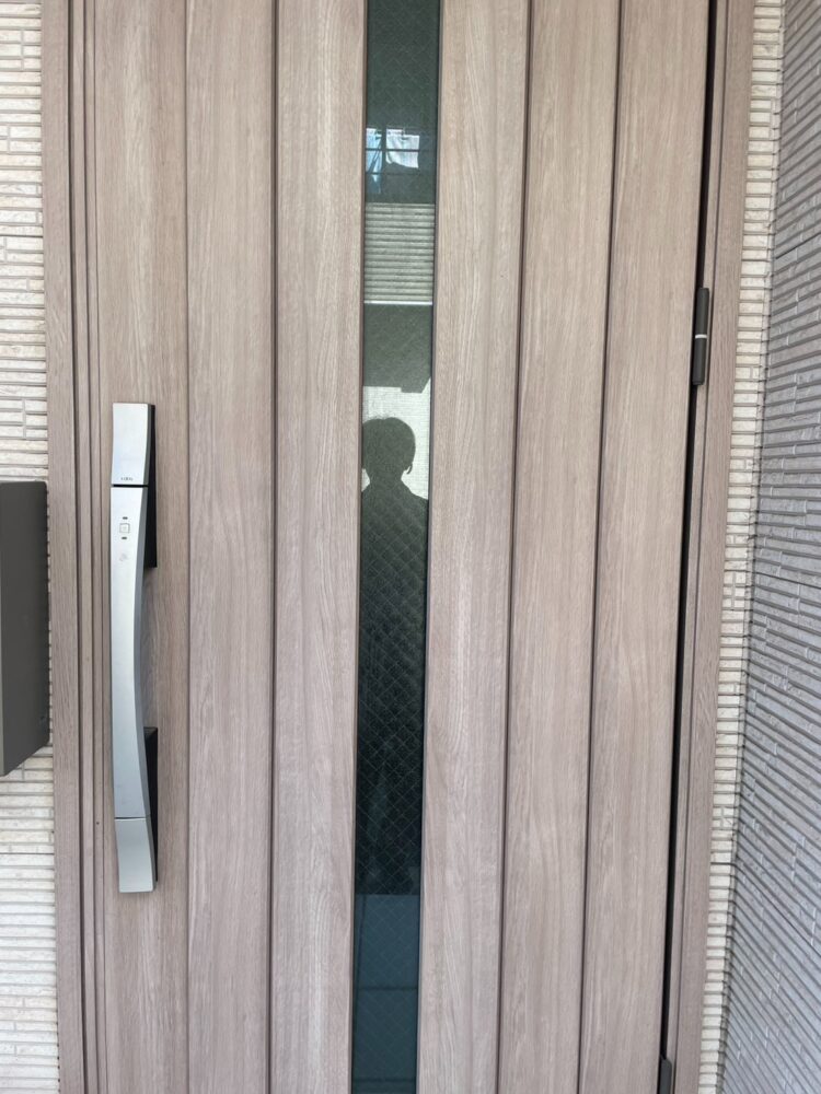 LIXIL　玄関ドア　鍵開け